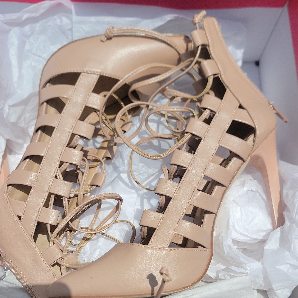 Elegant Tan Women's Heels